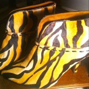 Sexxi Nine West Mohair Heels 11